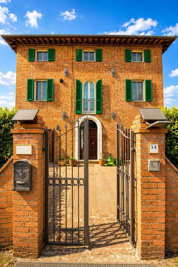 Maison d’hôte pour 2 personnes, avec Terrasse et Jacuzzi ainsi que Jardin et Piscine à Castiglione del Lago - 4