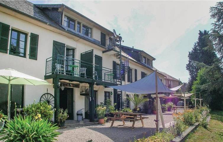 Gîte pour 5 personnes, avec jardin et vue à Gimel-les-Cascades - 2