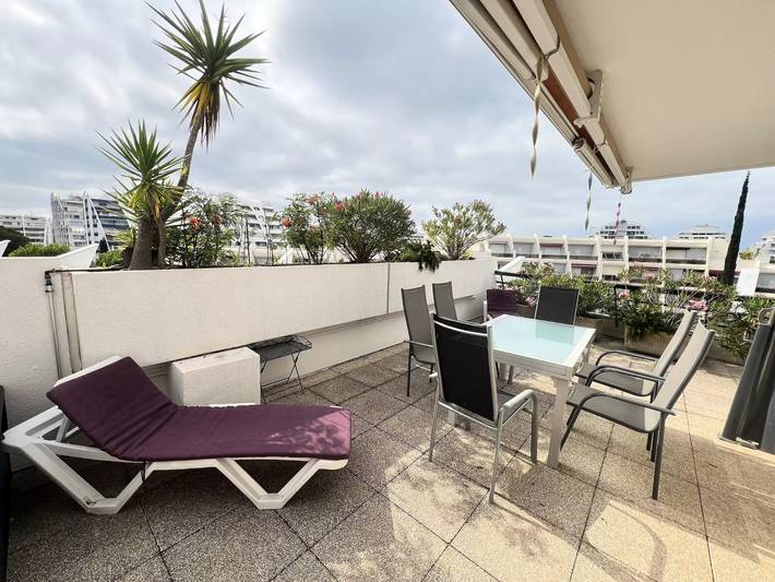 Gîte pour 6 personnes, avec piscine et terrasse dans Le Couchant