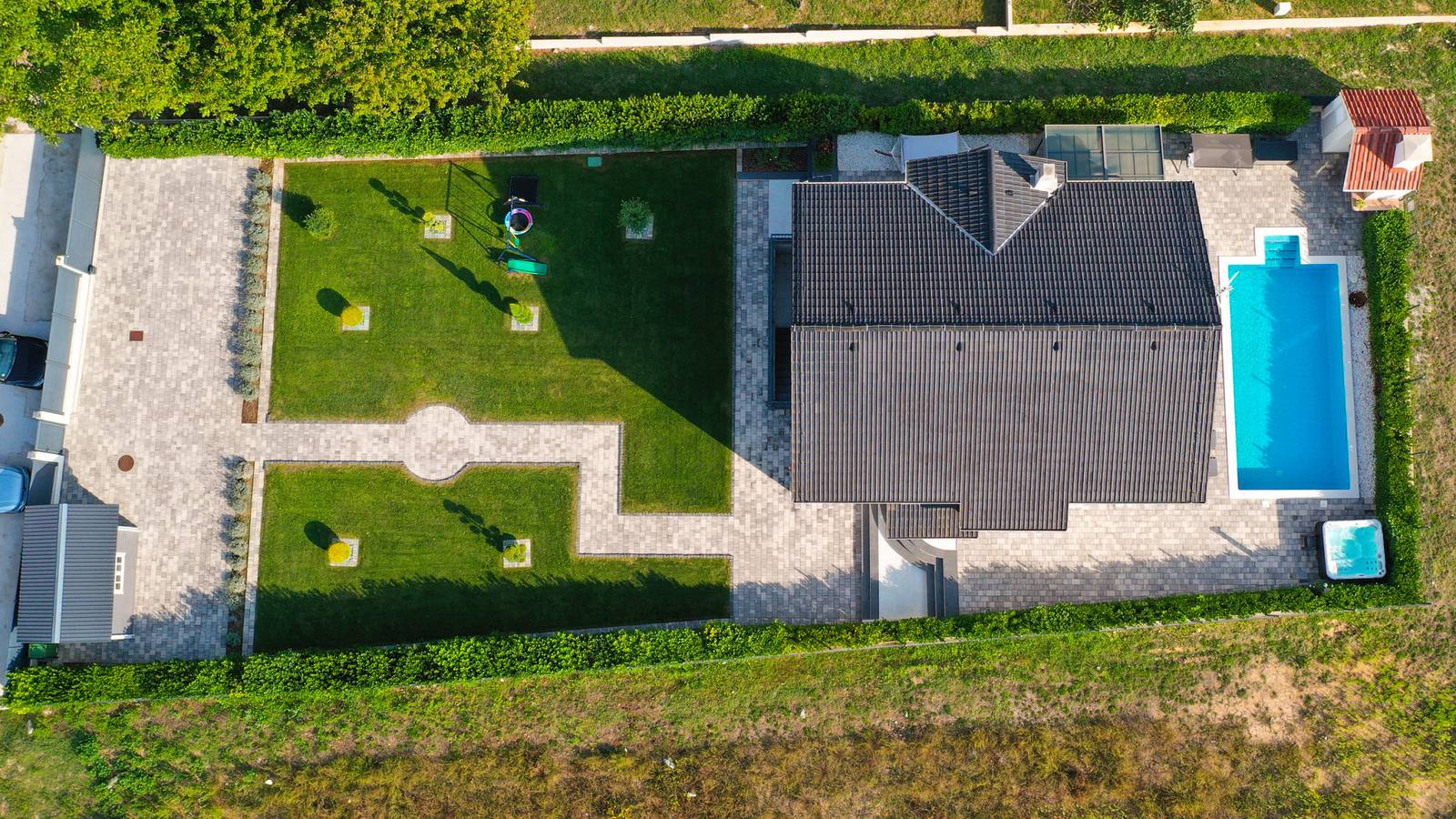 Villa Anteo-Split by Villas Guide in Dalmatinisches Zagora