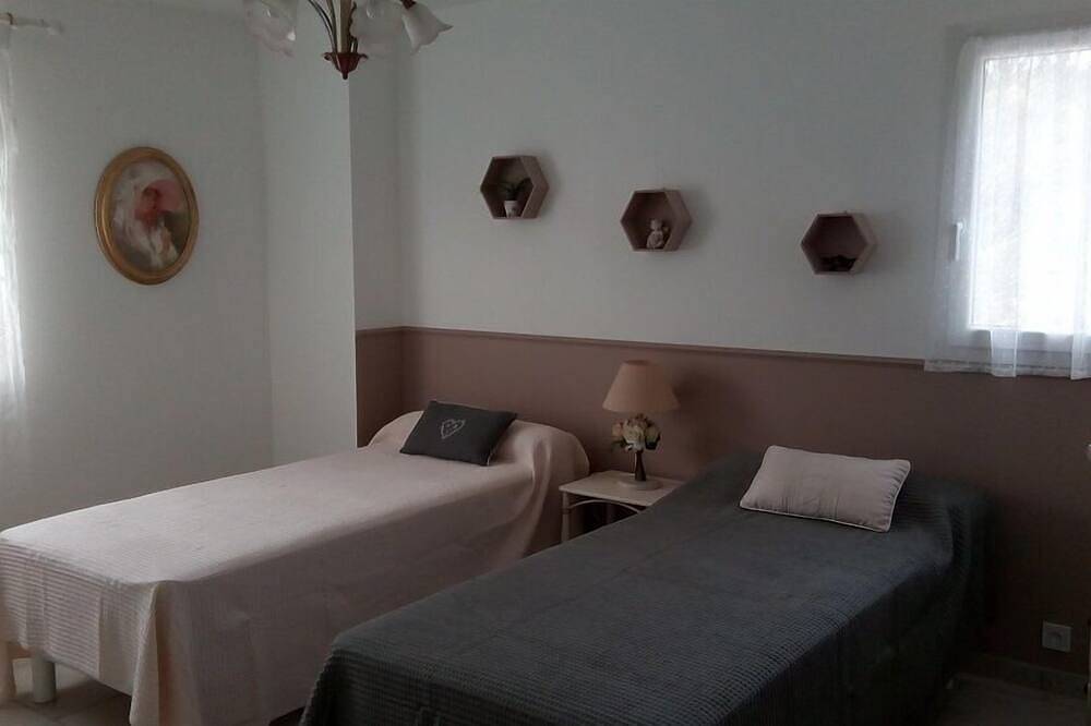 Villa Pampérigouste - air conditioning and swimming pool in Solliès-Toucas, Toulon Region