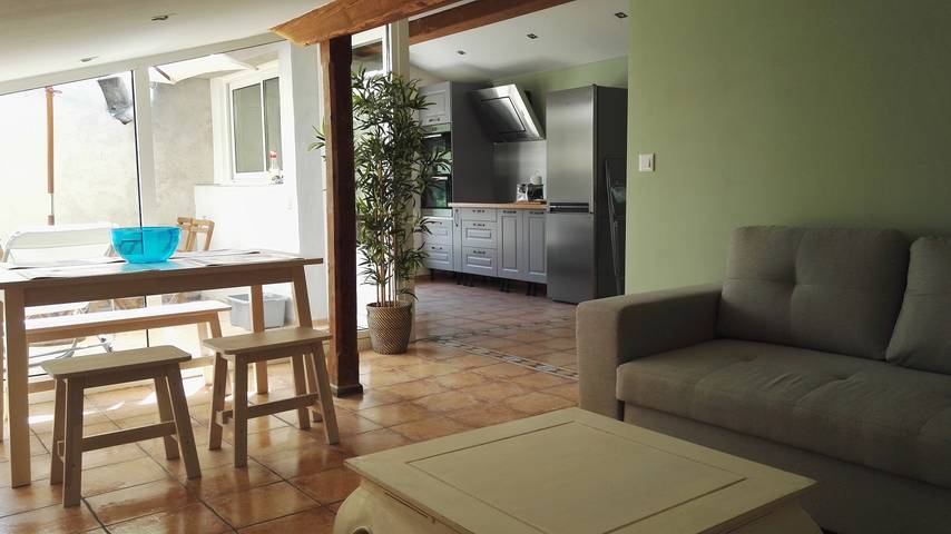 Gîte pour 4 personnes, avec Piscine à Fontcouverte - 4