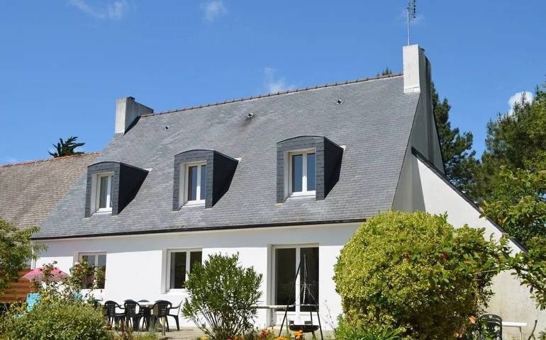 Gîte pour 12 personnes, avec jardin et terrasse