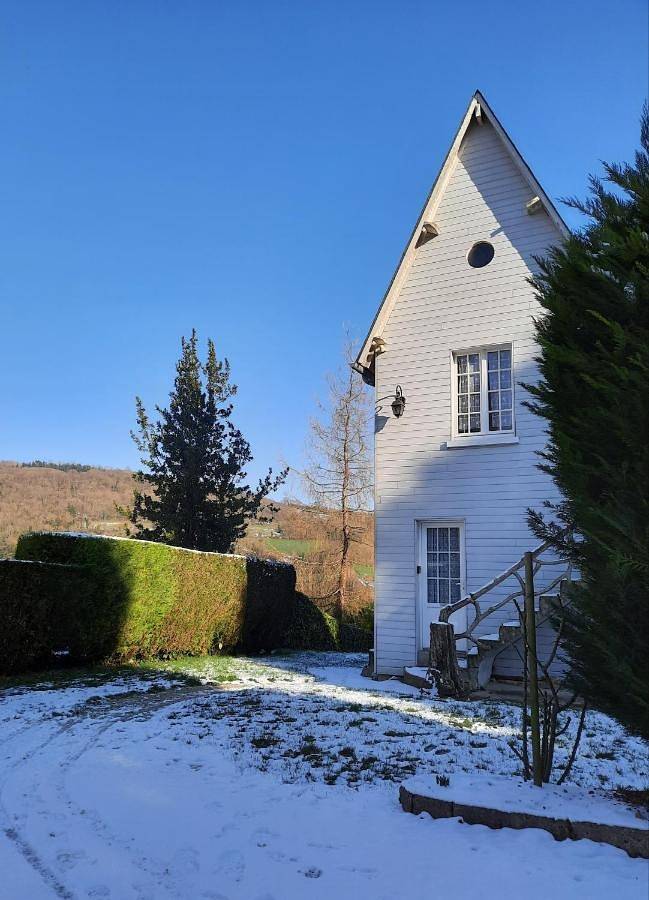 One-Bedroom House in Clécy, Région de Caen