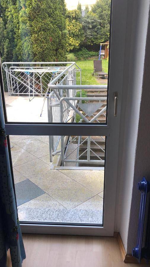 Ferienwohnung für 6 Personen, mit Balkon und Terrasse sowie Garten und Ausblick in Winningen - 2