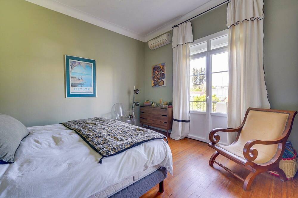 Très belle Maison avec Piscine et Jardin in Bordeaux, Région de Bordeaux