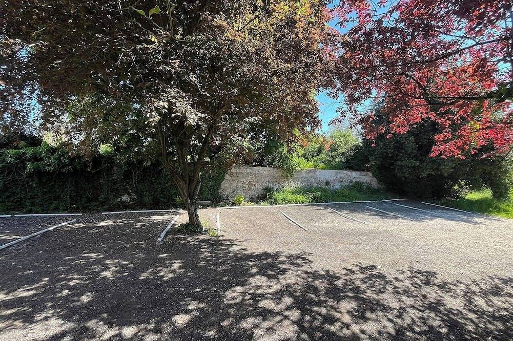 Entire apartment, Jungle palace apartment with jacuzzi 15 minutes from Disneyland in Nanteuil-lès-Meaux, Seine-et-Marne