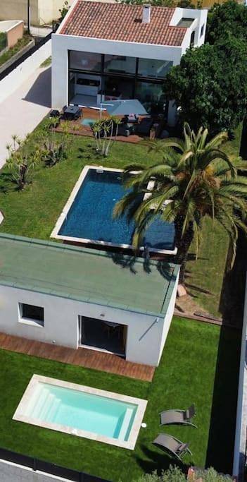Location de vacances pour 12 personnes, avec piscine et vue ainsi que jardin et terrasse à Aubagne - 4