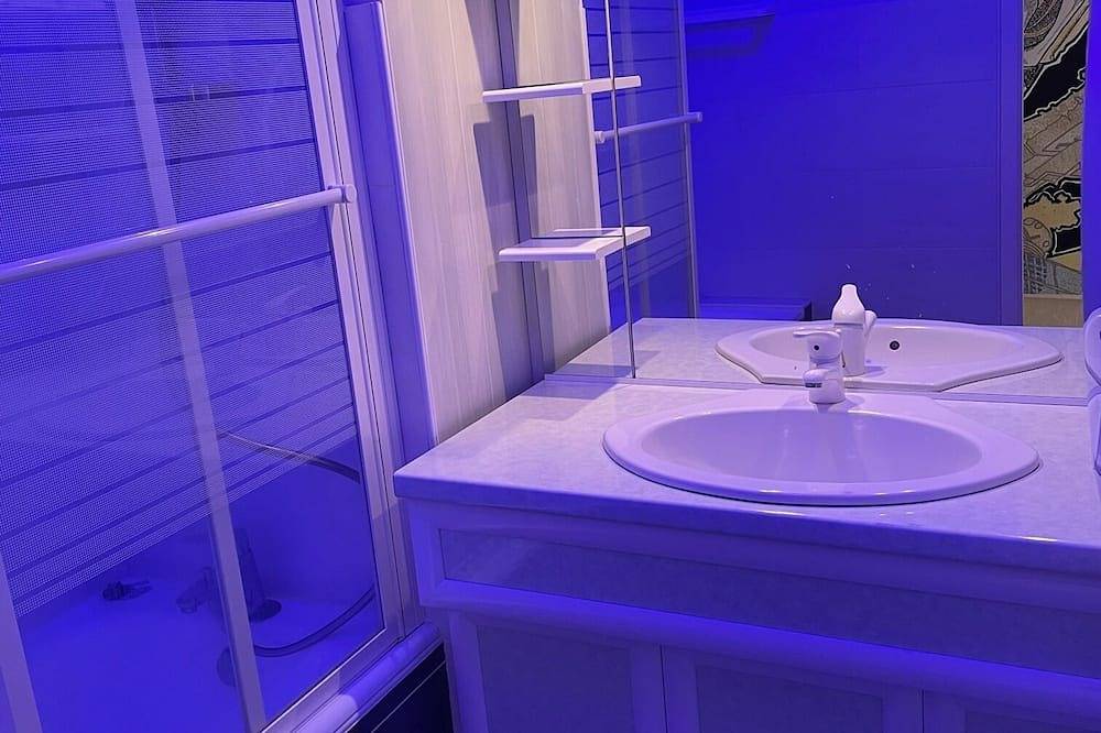 Appartement entier, Appartement calme - Parking Privé in Quimper, Région de Quimper