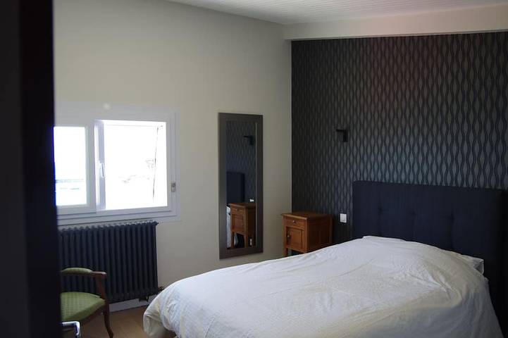 Location de vacances pour 9 personnes, avec terrasse et jardin dans Lerat - 3