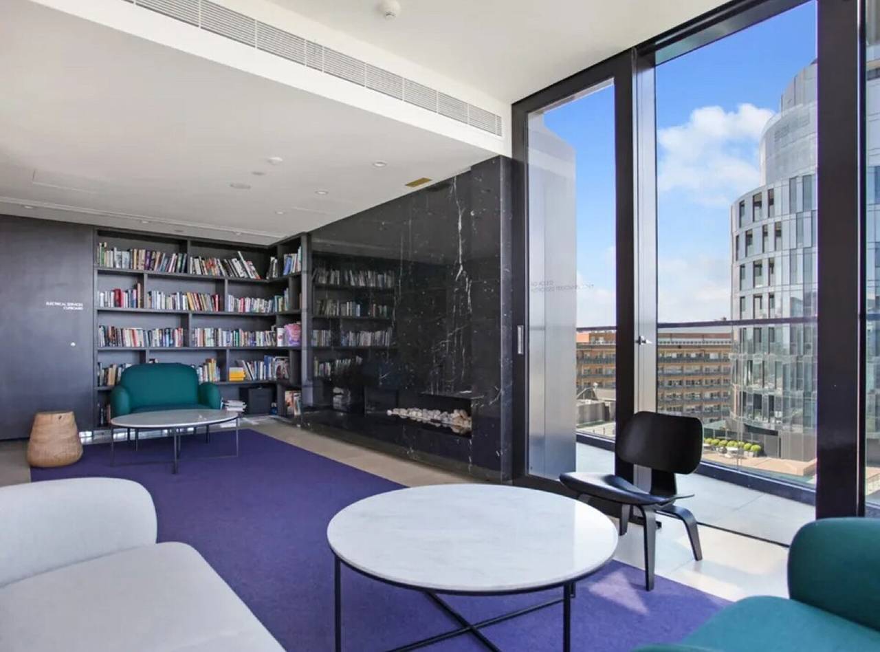 Entire apartment, Experience Elegance: Your Luxurious Escape Awaits in Melbourne, Victoria