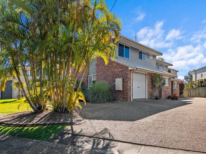 Glamping for 6 people, with balcony/terrace, child-friendly in Sunshine Coast