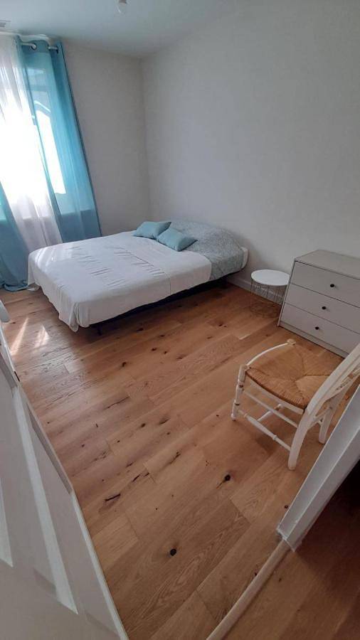 Location de vacances pour 6 personnes, avec piscine et terrasse à Berre-l'Étang - 2