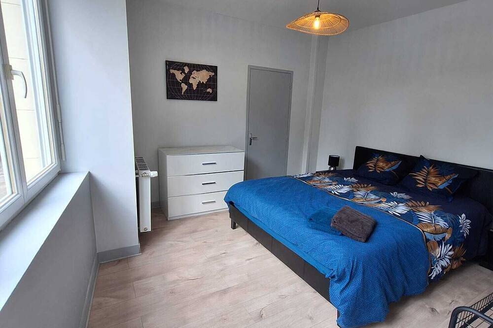 Apartamento entero, Appartement Rdc Centre Ville in Mayenne (desambiguación)