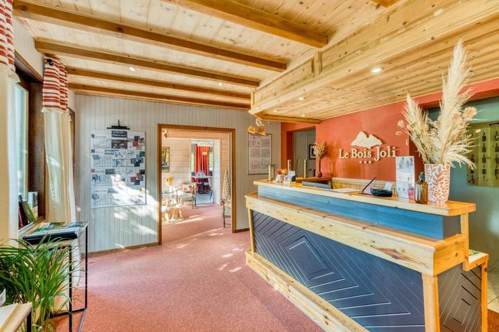Hôtel pour 2 personnes, avec jacuzzi et sauna ainsi que jardin et piscine à Saint-Paul-en-Chablais - 4