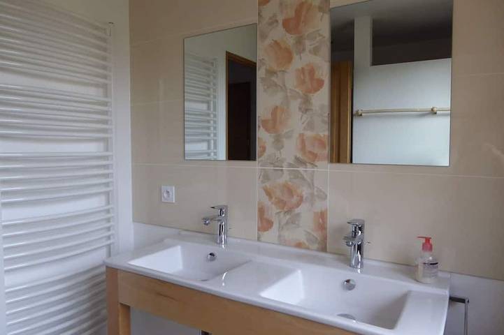 Gîte pour 4 personnes, avec jardin ainsi que balcon et sauna à Sainte-Agnès (Isère) - 3