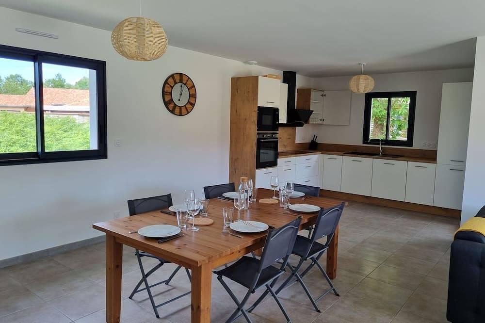 Pleasant house, 6 km from the ocean, boulodrome. in Vielle-Saint-Girons, Côte d’Argent