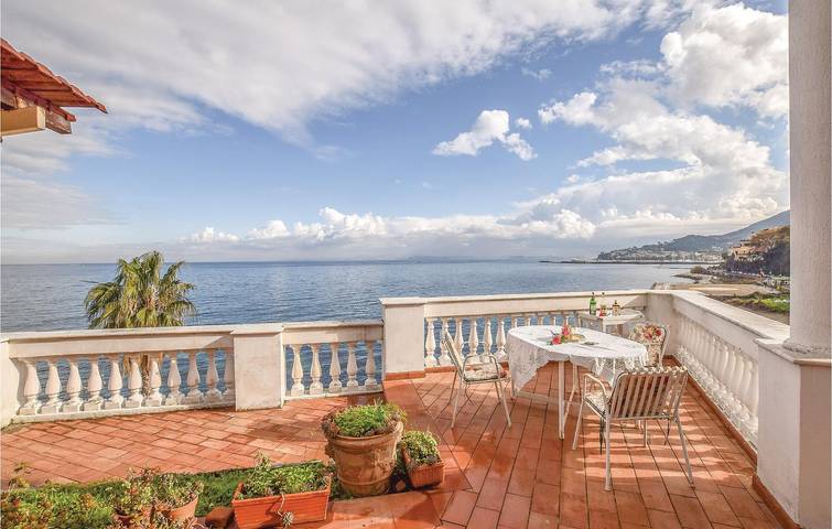 1.5km Beach Apartment w/Internet, AC, Terrace in Lacco Ameno, Ischia