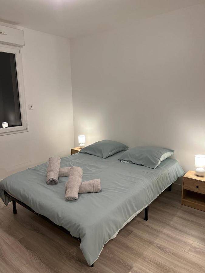 Location de vacances pour 8 personnes, avec jardin dans Sottevast - 2