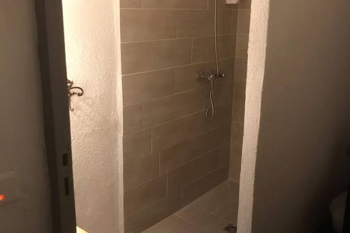 Location de vacances pour 2 personnes, avec jardin et terrasse à Figari - 4