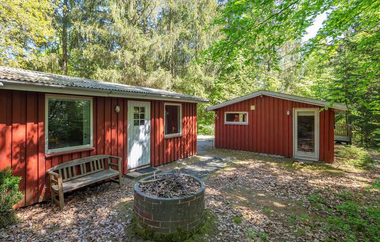 Ferienhaus für 6 Personen, mit Ausblick und Terrasse sowie Garten, mit Haustier - 1