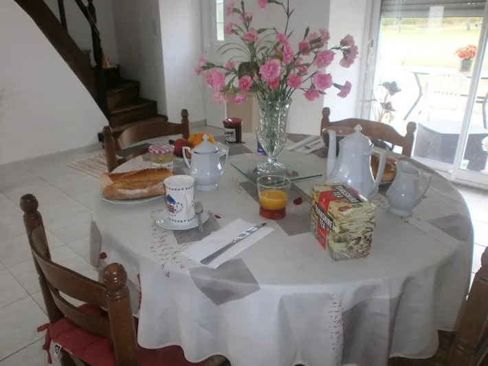 Alojamiento y desayuno para 3 personas, con jardín y terraza - 1