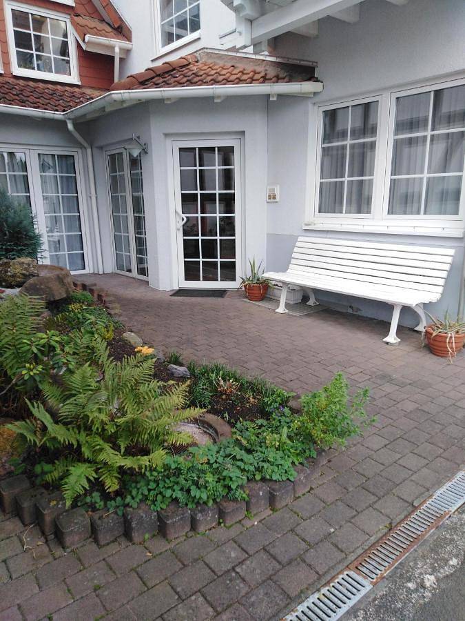 Ferienwohnung für 4 Personen, mit Terrasse und Ausblick in Nidda