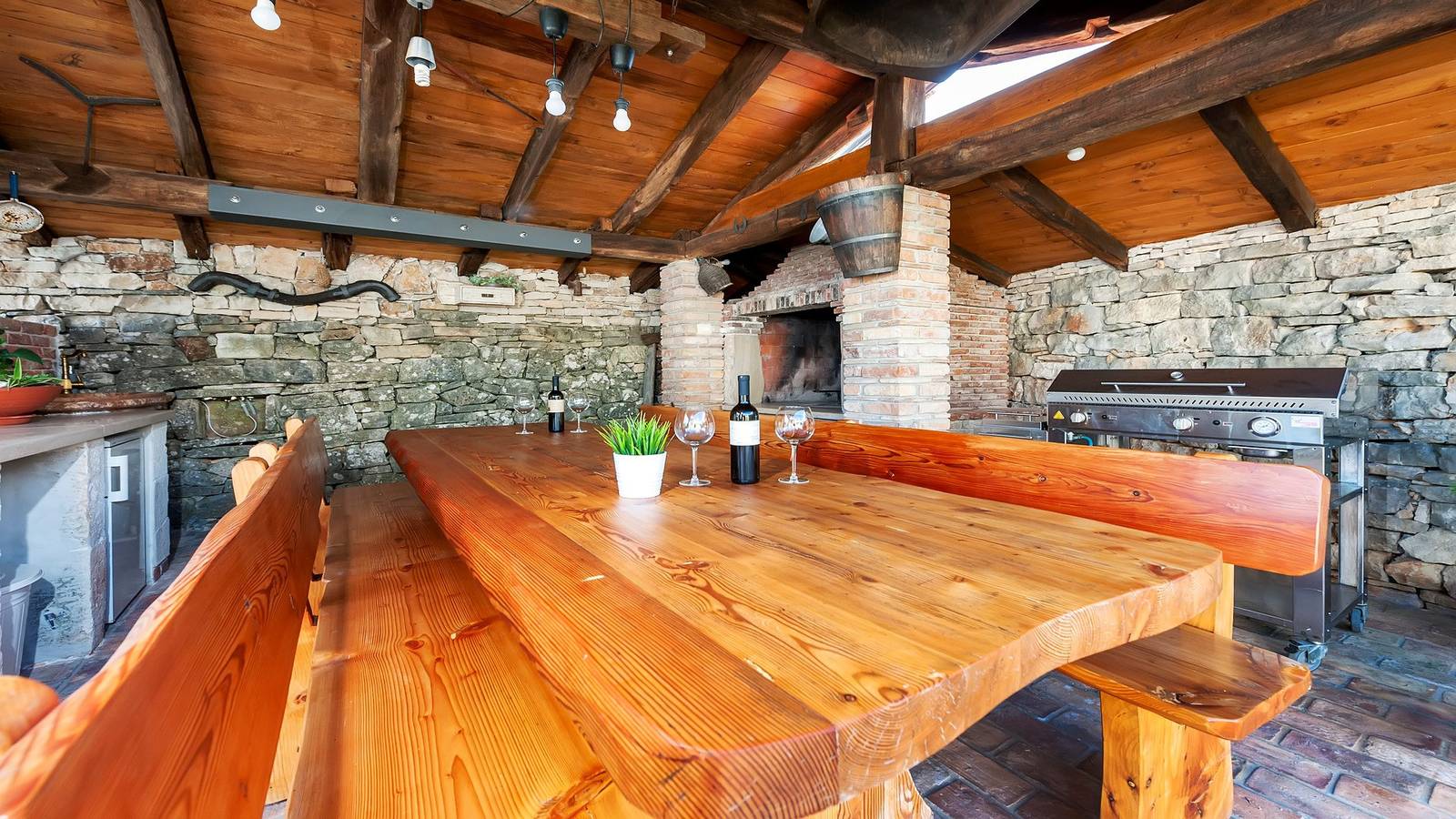 Charmante Villa Tomani mit Schwimmbad und Whirlpool in Bale, Rovinj und Umgebung