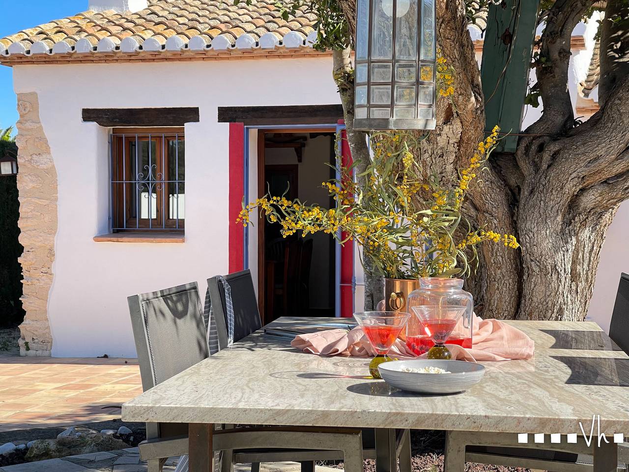 Encantadora finca rústica con piscina privada y aire acondicionado en Moraira in Teulada, Costa Blanca