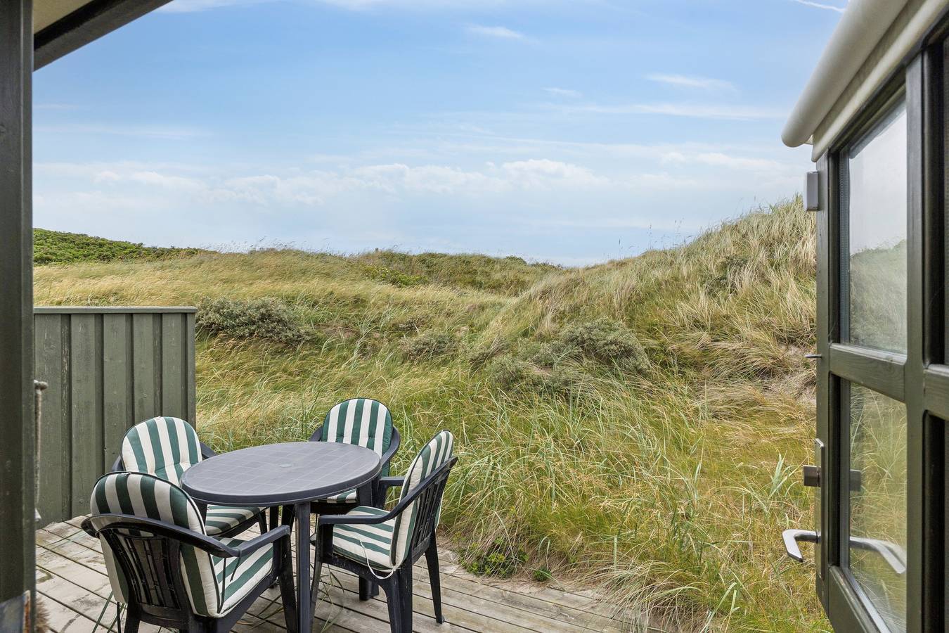 Feriehus for 9 personer med terrasse in Blokhus, Jammerbugt