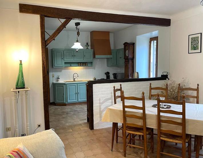 Location de vacances pour 6 personnes, avec Balcon et Terrasse à Chassiers - 2