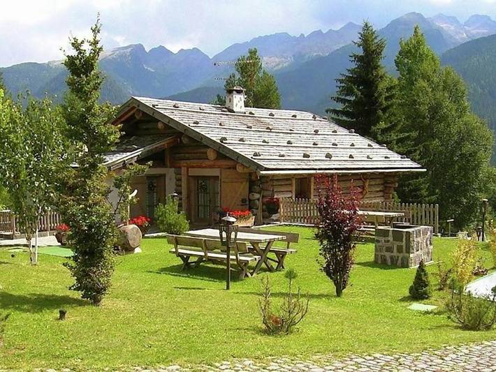 Gîte pour 12 personnes, avec jardin et sauna, animaux acceptés dans Dolomites