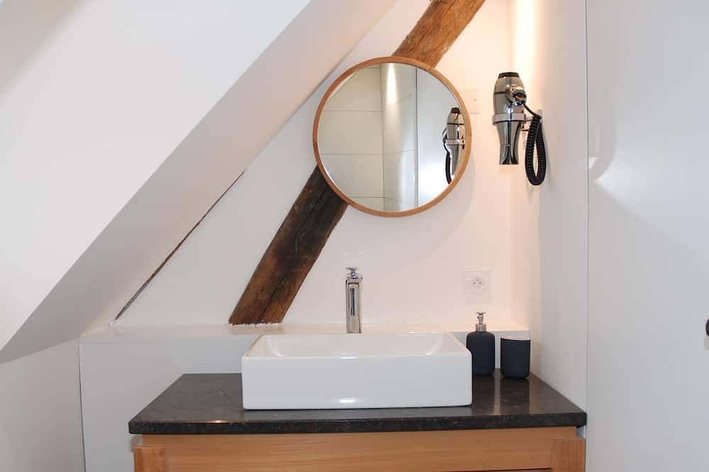 Apartamento entero, Apartamento-Diseñador-Baño en la habitacion-Vista a la Ciudad-Appartement N°11 in Montreuil (Paso de Calais), Montreuil und Umgebung