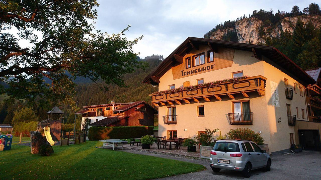 Ganze Ferienwohnung, Ferienwohnung für 2 Personen (58 m²) in Hinterbichl in Wängle, Außerfern