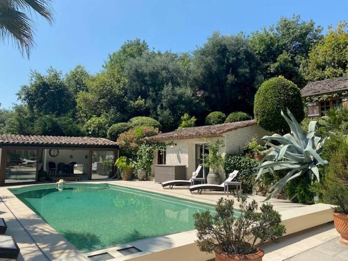 Villa pour 6 personnes à Roquefort-les-Pins - 2