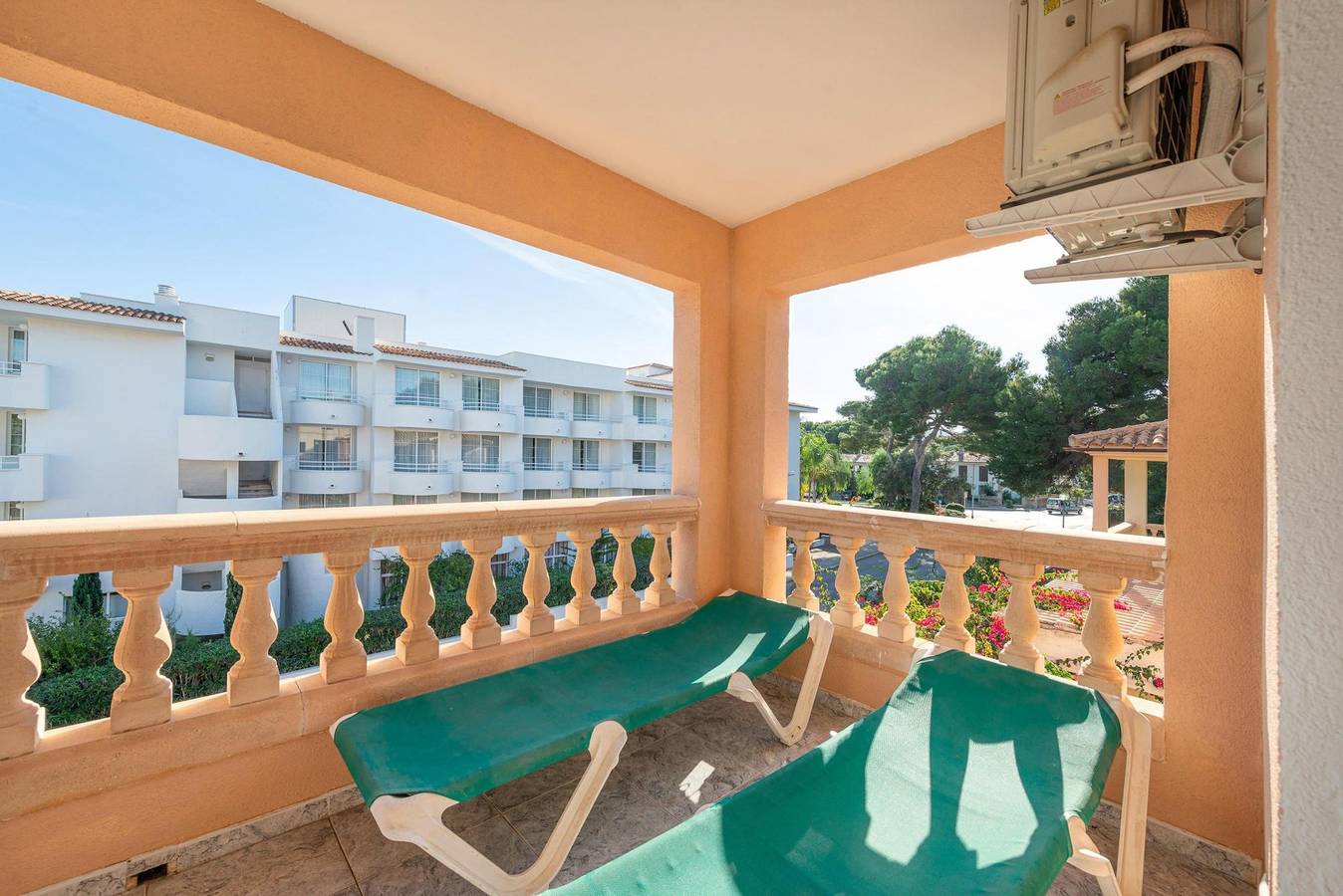 Entire apartment, Casa Manolo - Fantastic apartment very close to the sea with Free Wifi in Cala Ratjada, Capdepera