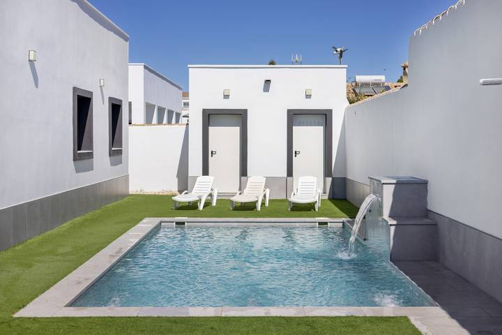Ferienhaus Infinity 2 mit privatem Pool, WLAN und Klimaanlage in Chiclana de la Frontera, Costa de la Luz