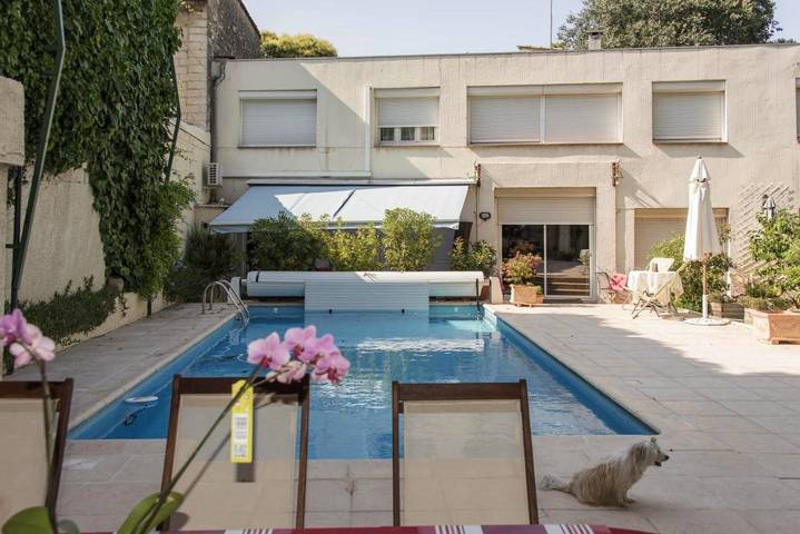 Maison d’hôte pour 3 personnes, avec Terrasse ainsi que Jardin et Piscine