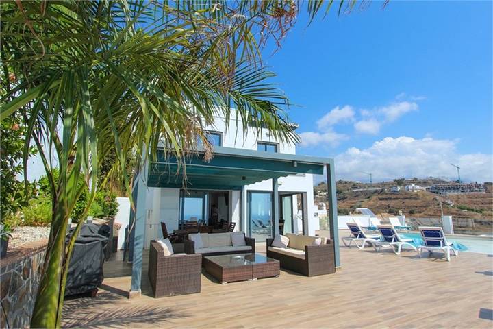 Casa rural para 8 personas, con terraza y jardín en Torrox - 2