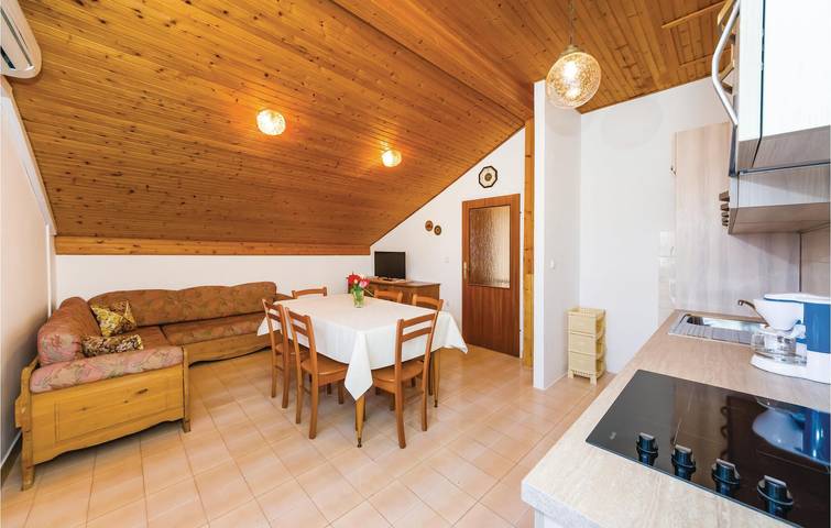Ferienhaus für 12 Personen, mit Terrasse in Privlaka - 4