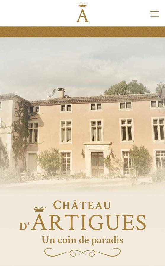 Location de vacances pour 2 personnes, avec Terrasse ainsi que Jardin et Vue à Artigues (Var)