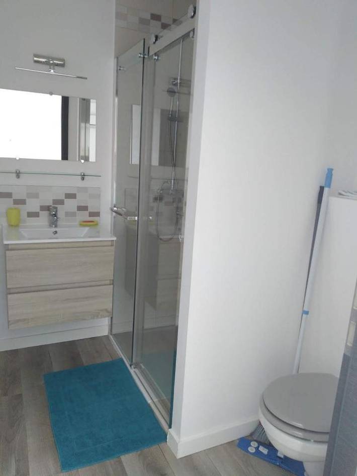 Gîte pour 2 personnes, avec Balcon et Jacuzzi ainsi que Terrasse et Jardin à Lagarde-Paréol - 4