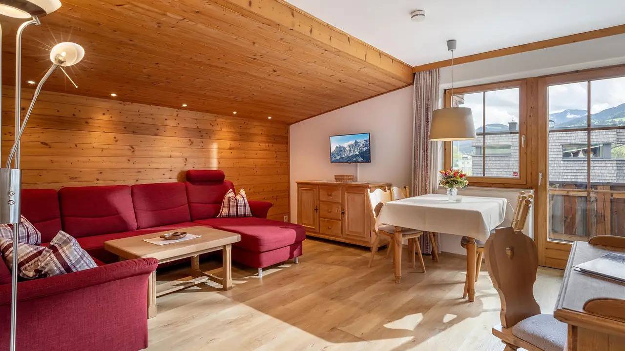 Ganze Ferienwohnung, Ferienwohnung für 2 Personen (37 m²) in St. Johann in Tirol in Sankt Johann in Tirol, Kaisergebirge