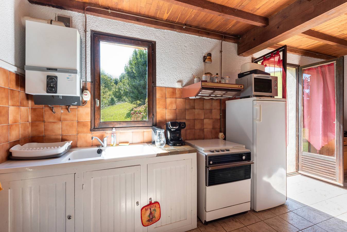 Vakantiehuis 'Anje' met bergzicht, privéterras en wifi in Peyrouse, Hautes-Pyreneeën