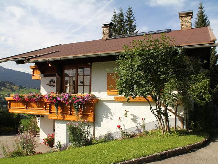 Ferienhaus für 4 Personen, mit Terrasse im Kleinwalsertal - 2