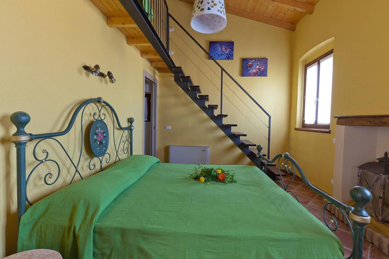 Camera Matrimoniale con terrazza condivisa, Wi-Fi e aria condizionata in Cavriana, Provincia di Mantova