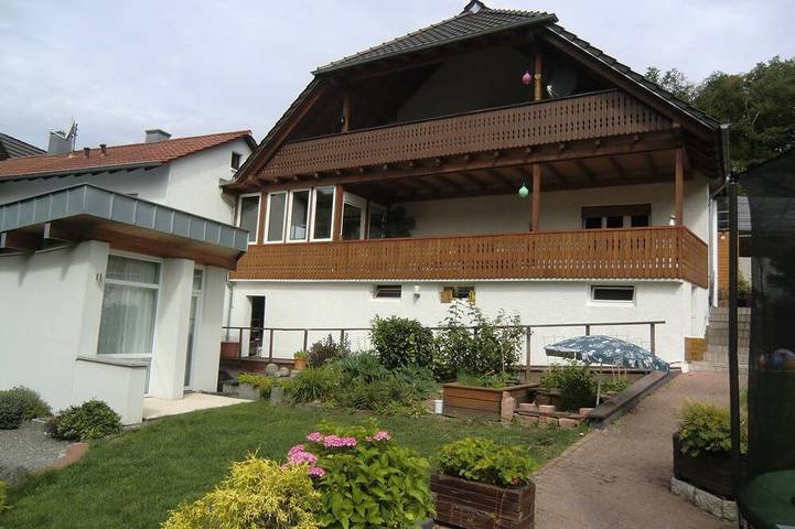 Hütte für 3 Personen, mit Balkon im Odenwald