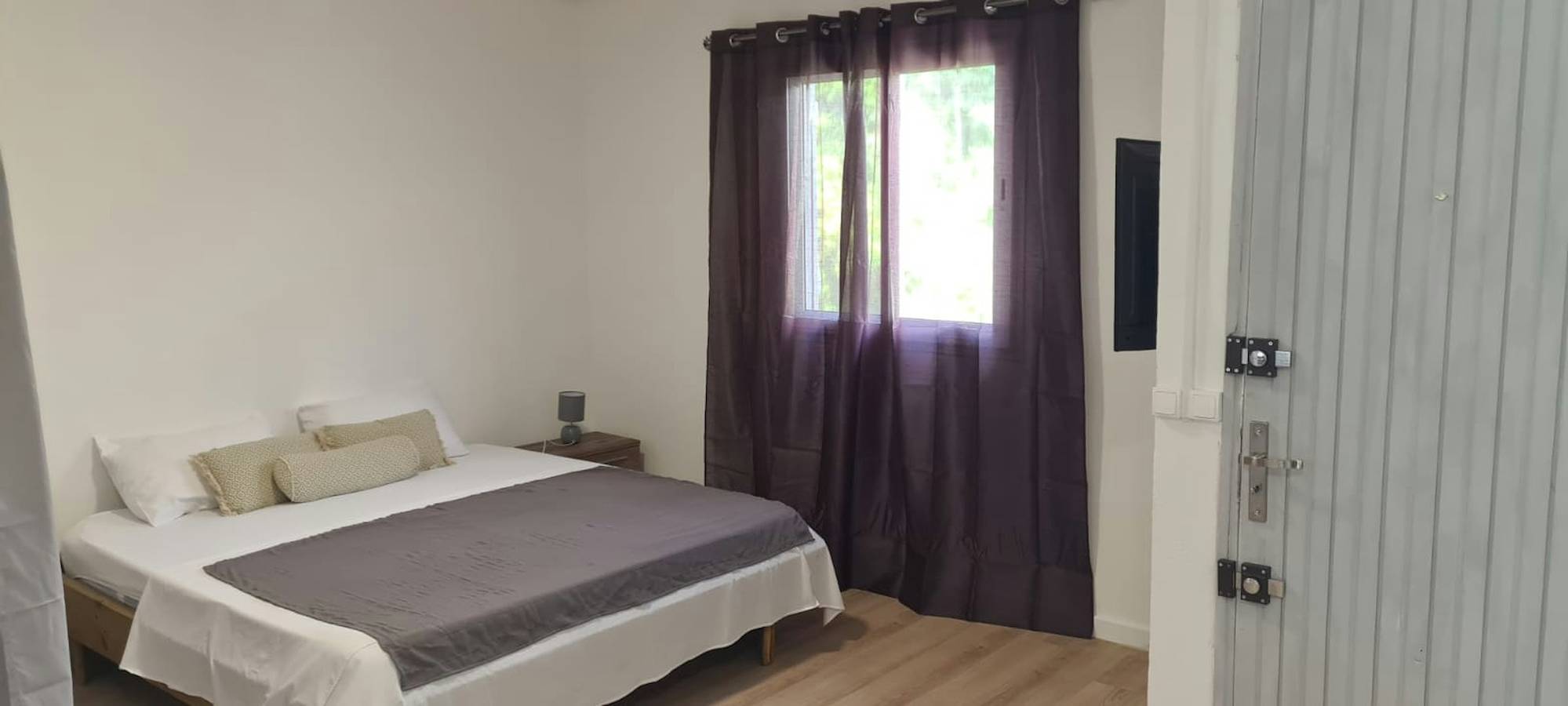 Estudio entero, Estudio elegante en Les Abymes - 50 m² + Terraza in Les Abymes, Guadalupe