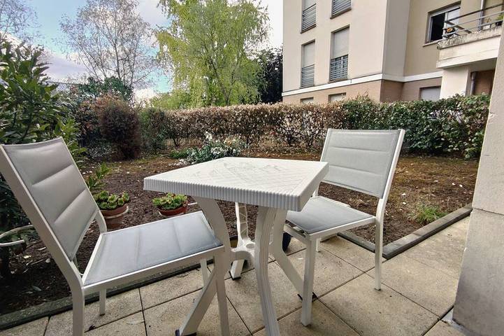 Gîte pour 4 personnes, avec terrasse et jardin à Mantes-la-Jolie - 4