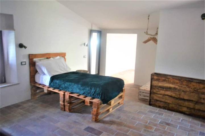 Casa vacanze con piscina ed idromassaggio esterne tra San Leo e San Marino in San Leo (Italia), Provincia di Rimini